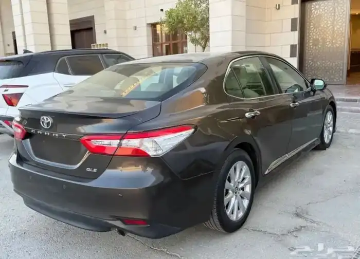 كامري GLX فل كامل موديل 2018 باسمي وكالة 2