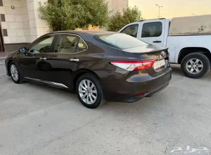 كامري GLX فل كامل موديل 2018 باسمي وكالة 1