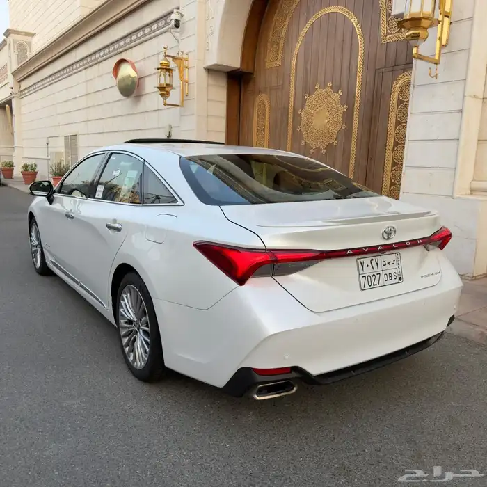 للبيع افالون 2022 بريميوم شبه الجديده 6