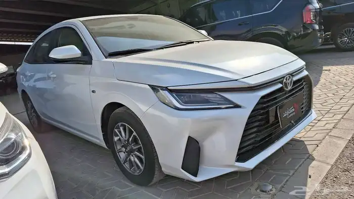 تويوتا يارس 2023 مستعملة مفحوصة مضمونة 1