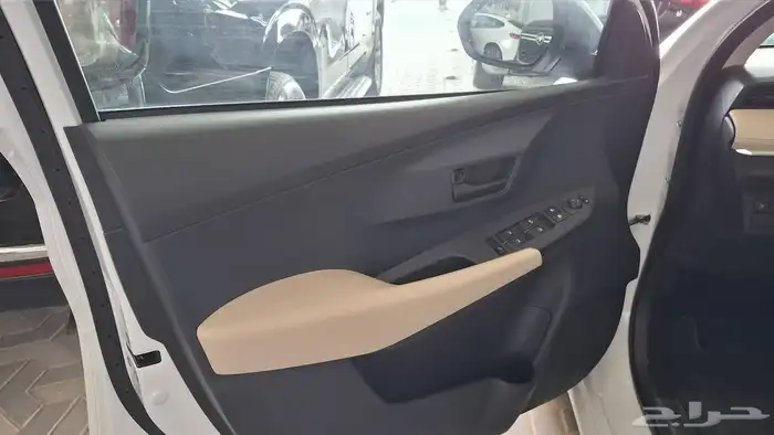 تويوتا يارس 2023 Y مستعملة مفحوصة مضمونة مصينة 6