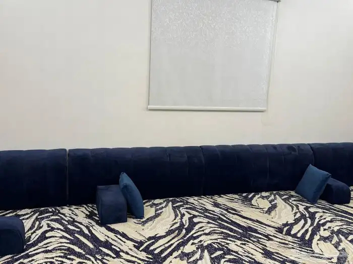 مساند ظهر اسفنج للبيع مع الموكيت 0