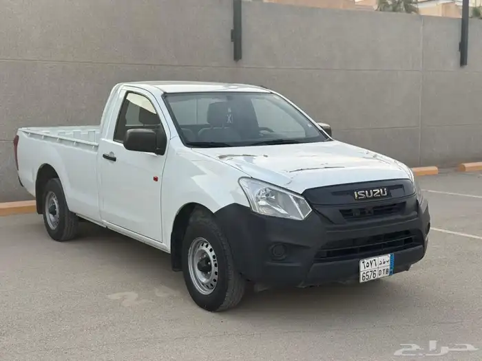 ايسوزو غماره ديزل العداد 59 الف 2023(شبه الجديد ) 1