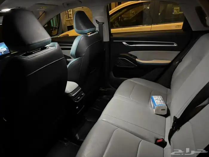 جيلي 2025 بحالة الوكالة 3