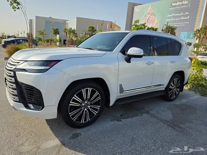 جيب لكزس 2024 وكالة للبيع 2