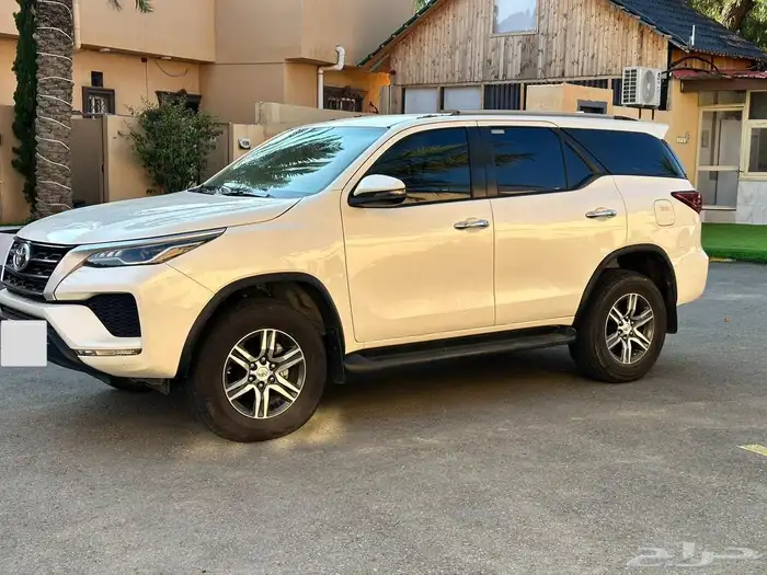 فورتشنر دبل ديزل 2022 ممشى قليل مالك أول 4