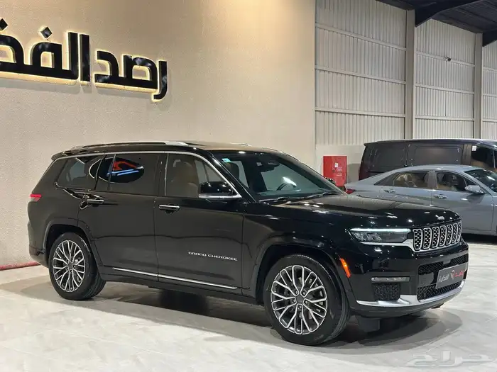 قراند شيروكي 2022 سميت فل كامل . رصد الفخامة 7