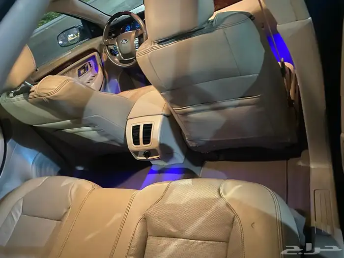 فورد تورس لمتد 2010 37