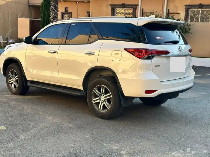 فورتشنر دبل ديزل 2022 ممشى قليل مالك أول 17