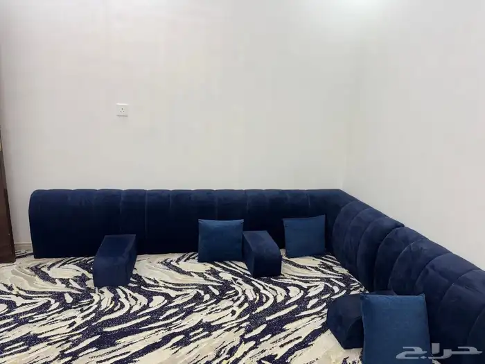 مساند ظهر اسفنج للبيع مع الموكيت 2