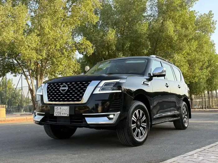 نيسان باترول 2023 ( بحالة الوكالة ) 24