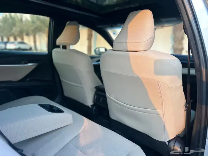 تويوتا كامري LE 2025 هايبرد بانوراما 20