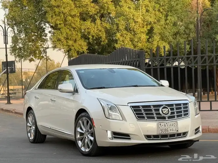 كاديلاك XT5 2014 ( بحالة الوكالة ) 12