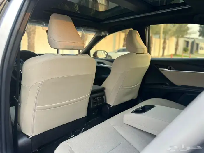 تويوتا كامري LE 2025 هايبرد بانوراما 18