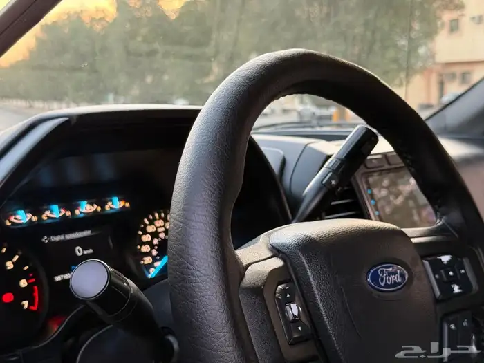 فورد F150 - 2018 - دبل V8 ( بحالة ممتازة ) 25