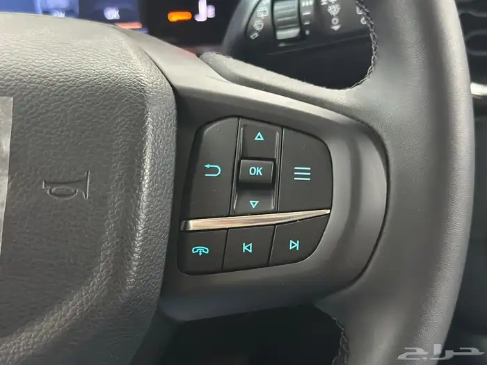 فورد ايفرست بنزين XLT2.3 موديل 2025 6