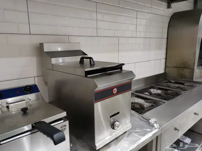 مطعم راق وجاهز للتقبيل بالكامل (مركز الشروق ) 17