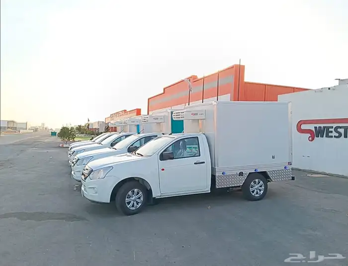 ثلاجة اسيزو للايجار 2