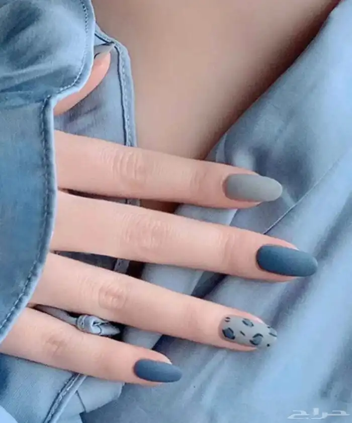 اظافر ملونة 2