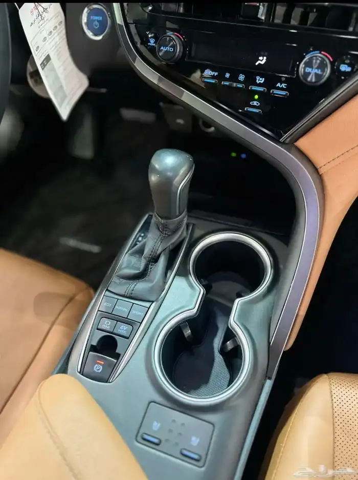 كامري 2024 لومير فضي 6