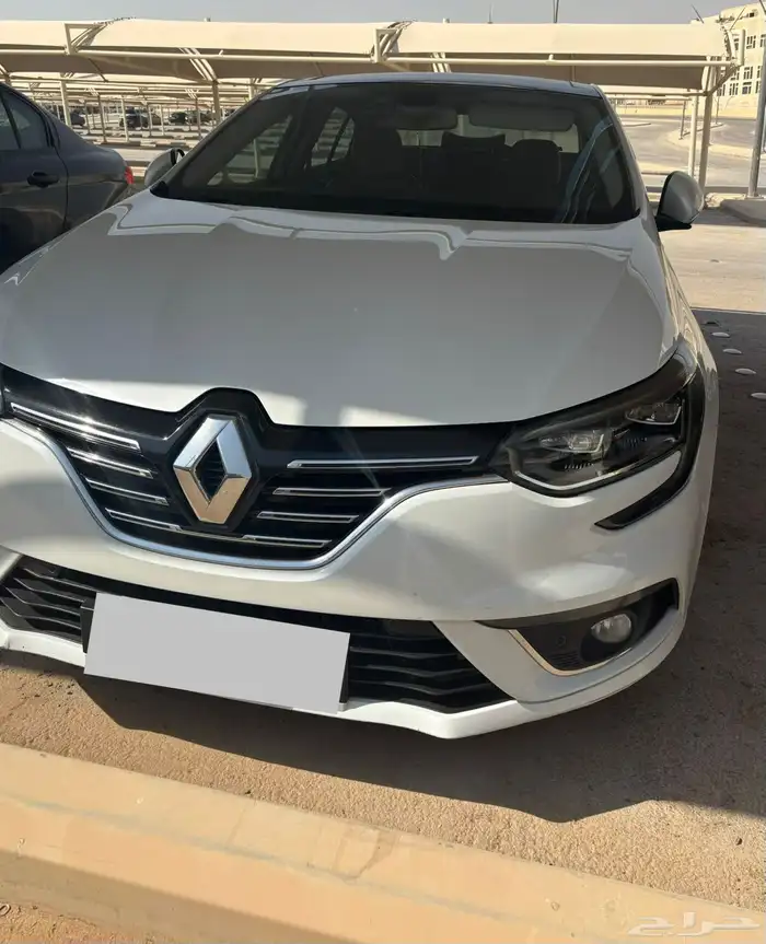رينو ميغان فول كامل 0