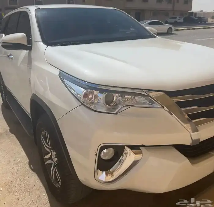 سيارة تويوتا فوتشنر 2020 استخدام نظيف جدا 1