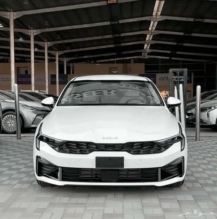 كيا K5 2025 قسط بسعر الكاش 1
