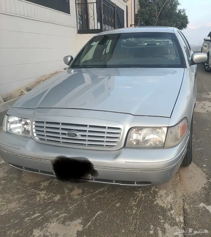 فورد فكتوريا 1