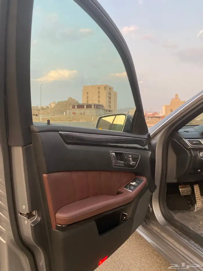 مرسيدس E300 11