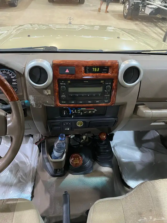 للبيع شاص 2014 سلق فل كامل ونش دفلك بريمي عداد 144 الف 17