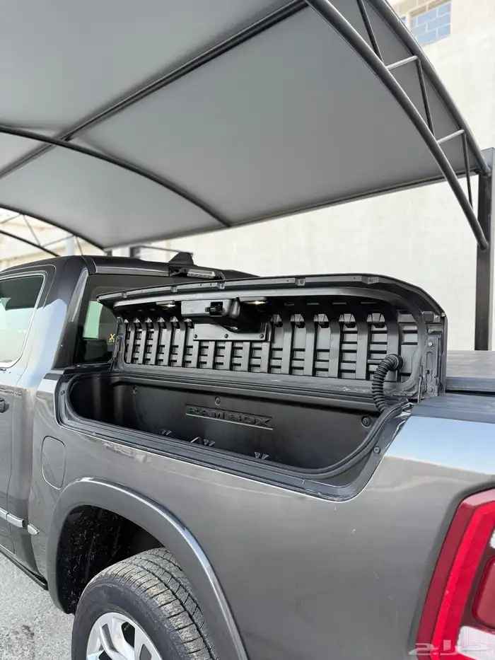 دوج رام 2023 ماشي 30 الف فل كامل 8 سلندر لمتد وكاله 18