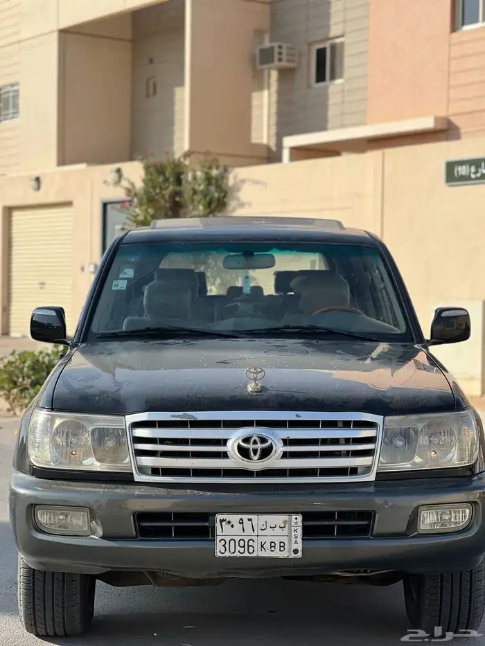 جي اكس آر لاند كروزر 2006 1