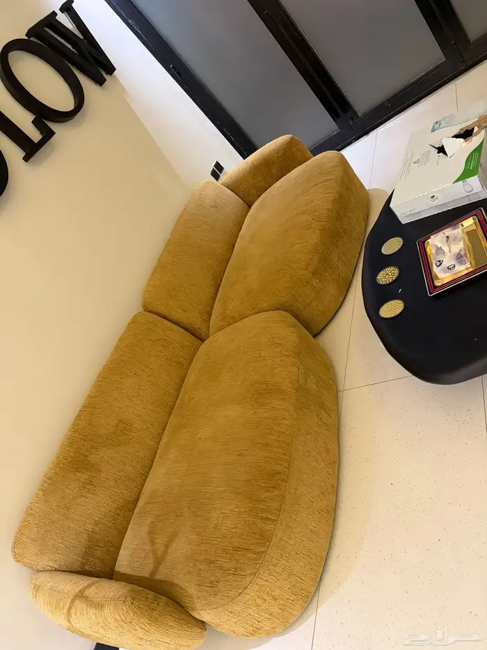 للتقبيل صالون نسائي 22