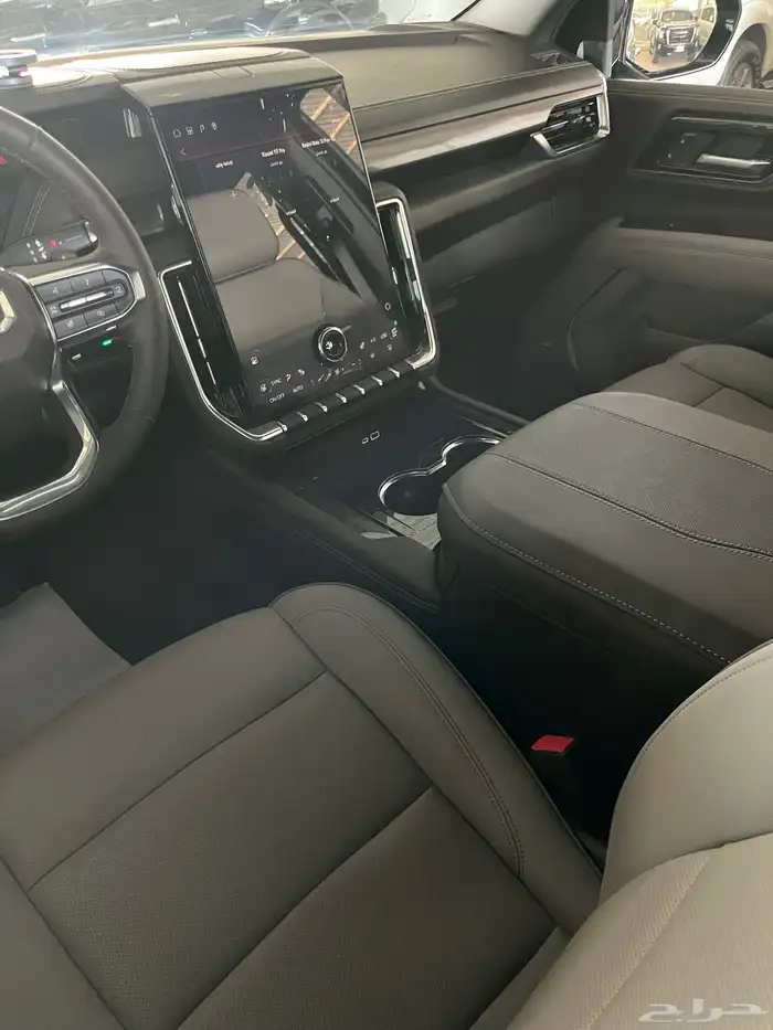 يوكن 2025 الفيشن ممشى قليل الجميح 32