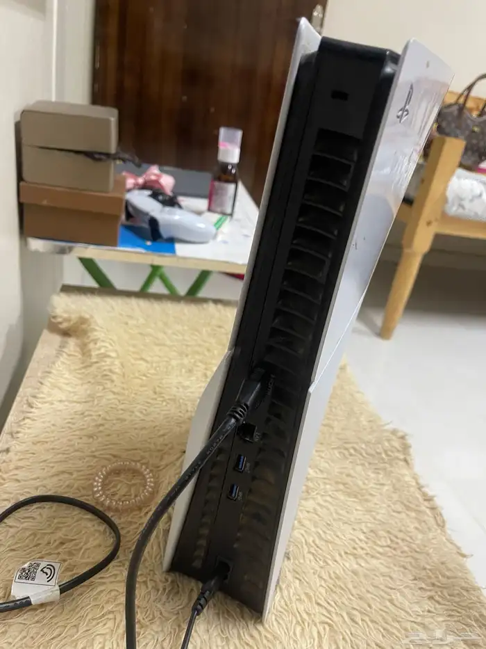 سوني فايف سليم ماقد خش الصيانة ولا قد طاح معه 2 يدات 2