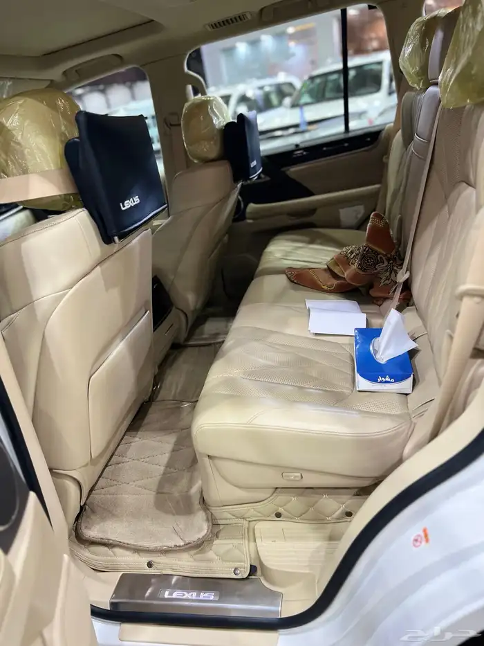 لكزس 2019 بلاك اديشن خليجي ماشي 91 الف قمة فالنظافة 9