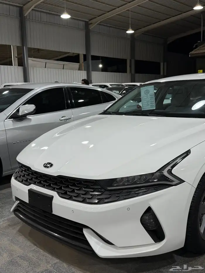 كيا K5 ستاندر 2021 لدى معرض(عبيد الرشيدي) 4