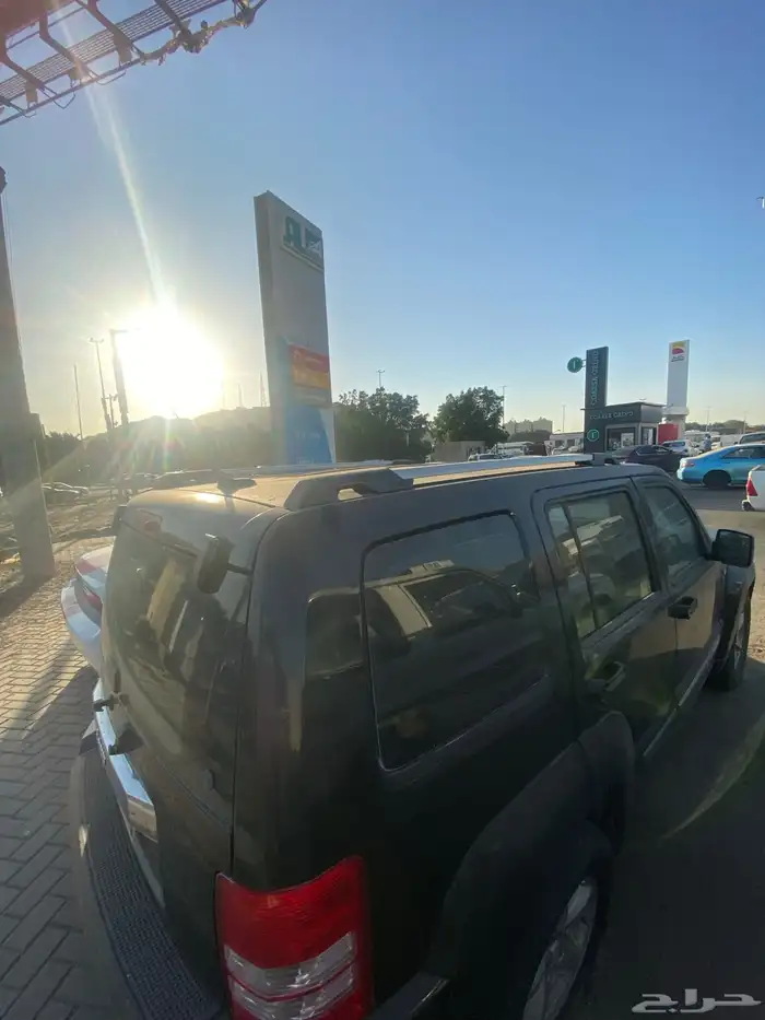 جيب شيروكي ليبارتي موديل 2011 7