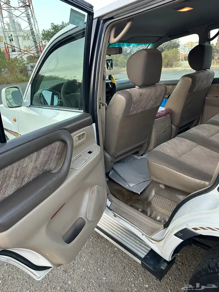 لاندكروزر 2001 نظيف جدا 9