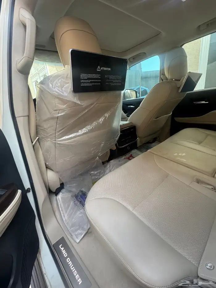 لاندكروزر 2022 3