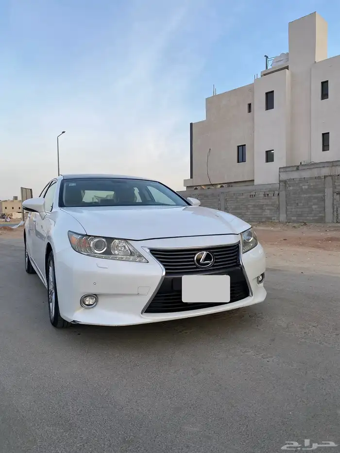 لكزس ES 350 سعودي فل كامل2015 21