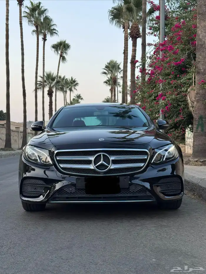 مرسيدس E200 موديل 2019 4