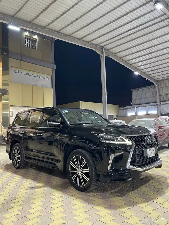 جيب لكزس LX570 سبورت 2019 4