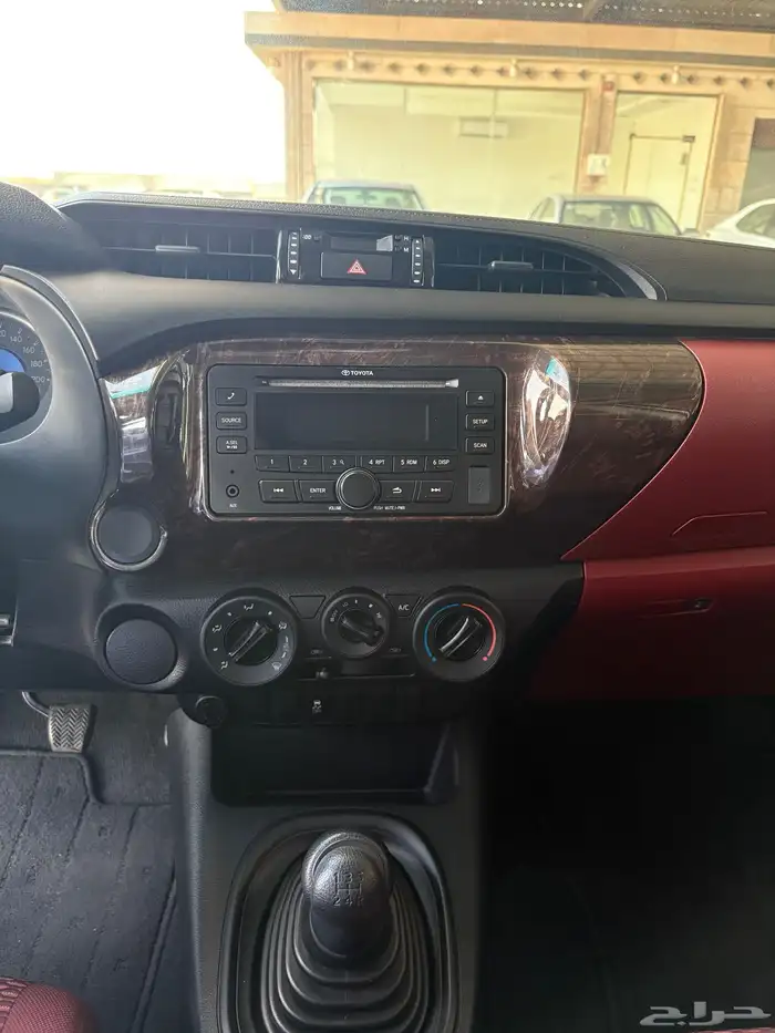 هايلوكس 2018 مرفق معها مجموعة هايلوكسات مخزنه 10