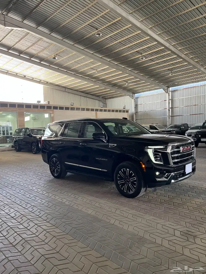 يوكن 2025 الفيشن ممشى قليل الجميح 1