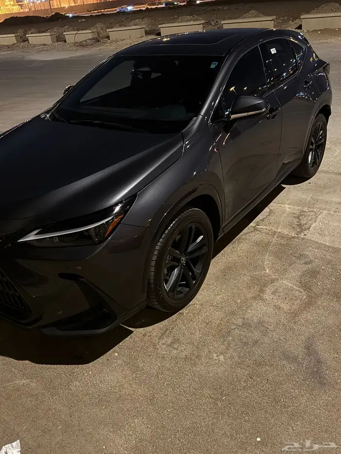 لكزس NX عبداللطيف جميل 350 9