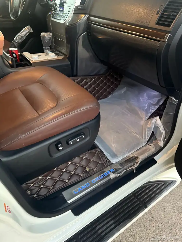 تويوتا لاندكروزر موديل 2019 32