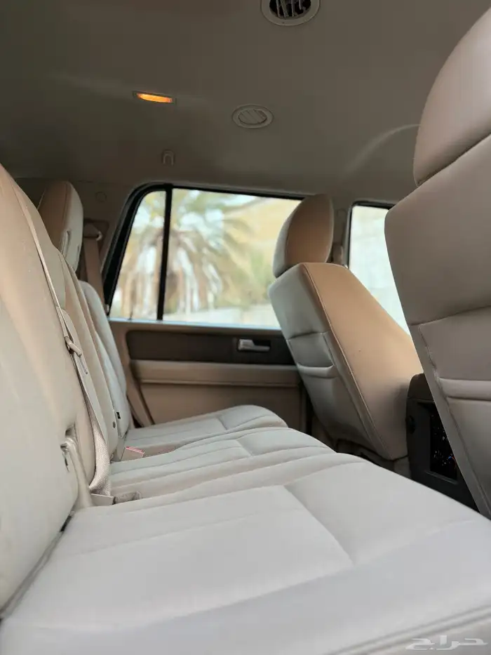 فورد اكسبيدشن 2014 35