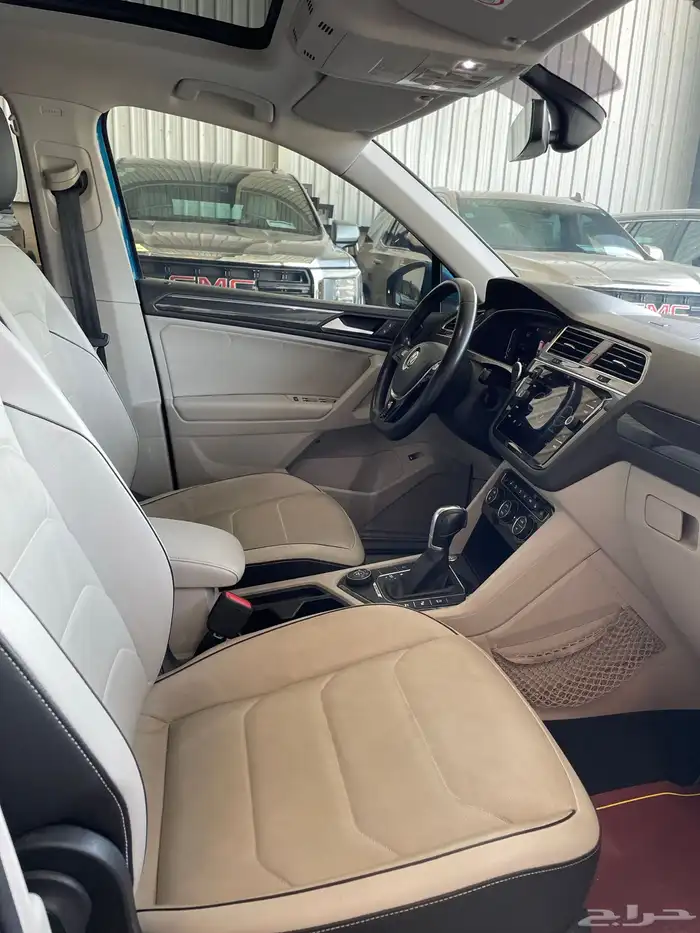 فولكس واجن تيجوان 8