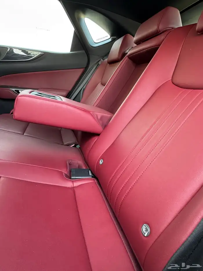 لكزس NX عبداللطيف جميل 350 21